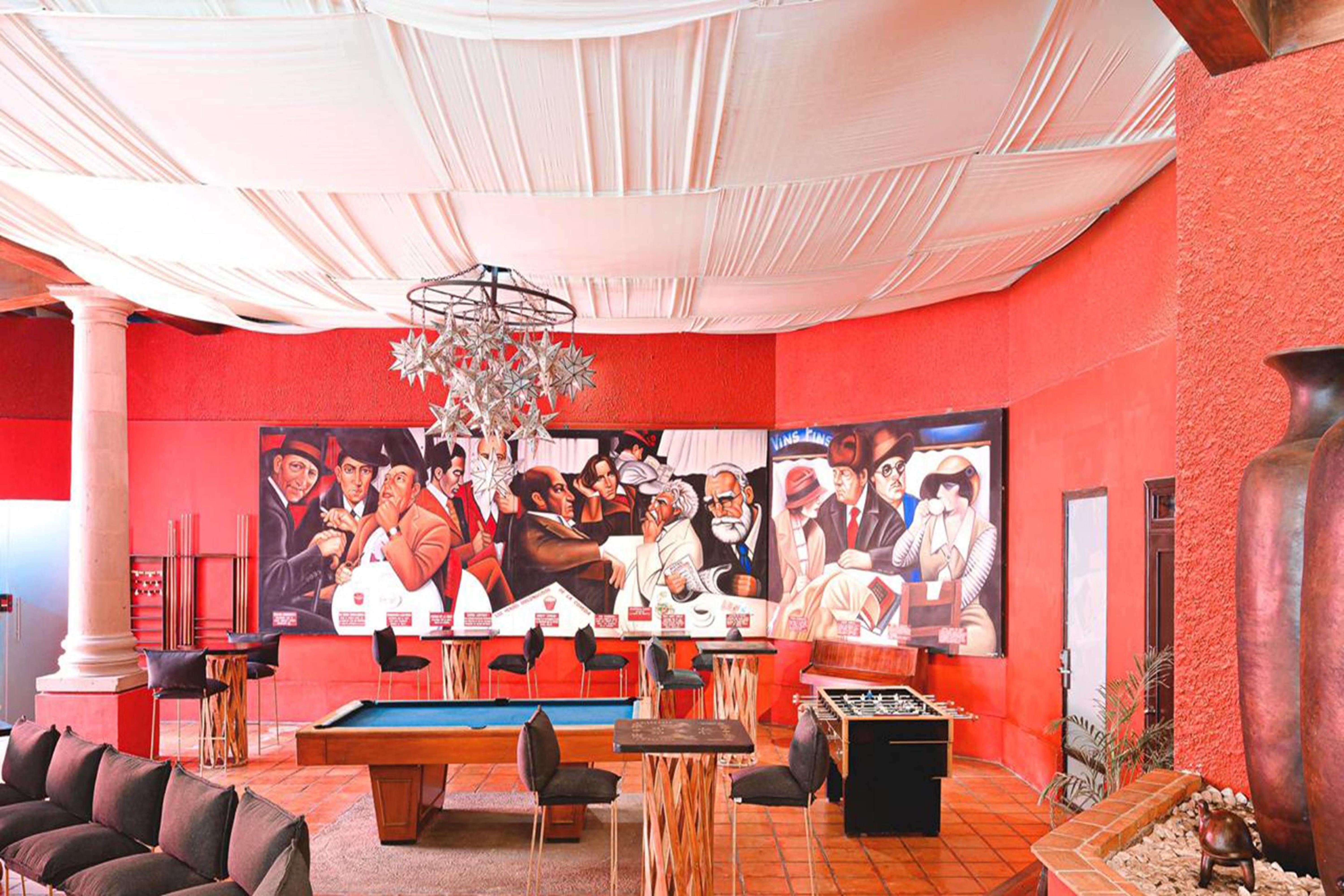 ホテル レアル デ ミナス サン・ミゲル・デ・アジェンデ エクステリア 写真 The interior of the clubhouse